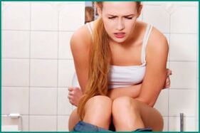 Dolor al orinar con cistitis en mujeres.