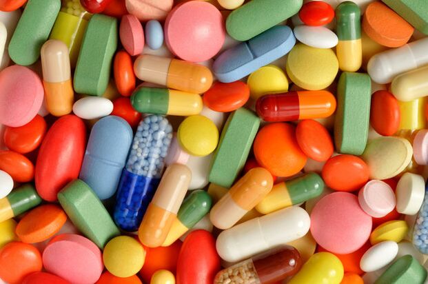 Se recetan antibióticos para la cistitis aguda y crónica.